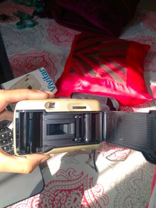 VIVITAR IC 101 FOCUS FREE Disposable camera