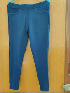 Blue Scretchable Jeggings For Women (30 Waist)