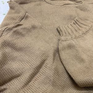 Hooded woollen knit dress