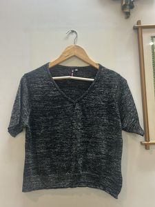 Stylish Gray Knit Top