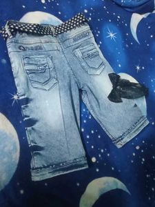Denim Capri Pants w/ Belt