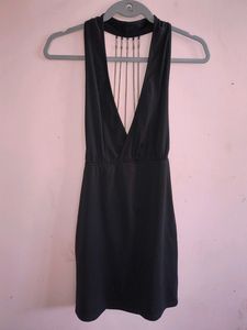 Savana&#39;s Back Chain Black Dress