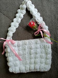 Handmade White Chunky Knit Shoulder Bag