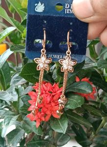 Elegant Floral Drop Earrings