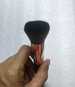 Giordani Foundation Brush