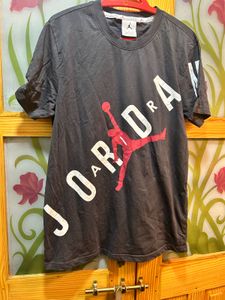 Original Jordan T-Shirt XL – Clean &amp; Comfy 🖤