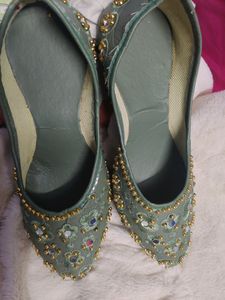 Partywear Juti
