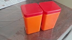 2 Hard Plastic Container 400g