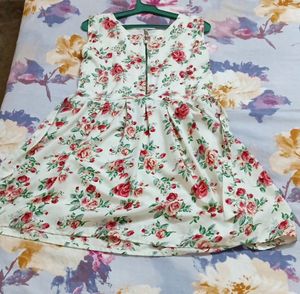 Floral Flared Dress Beautiful And Elegant - New