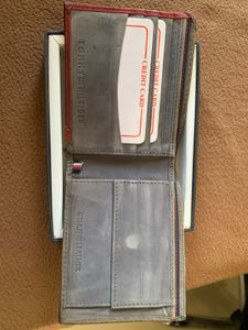 Men’s Wallet By Tommy Hilfiger