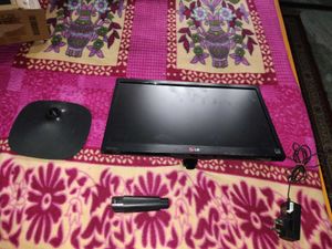 LG Monitor... 18 Inch