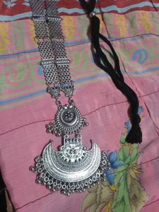 Silver Tone Necklace