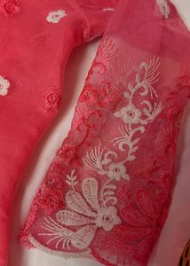 Pink Floral Embroidered Kurta UNUSED
