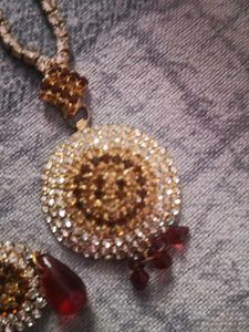 Necklace &amp; Earring Set
