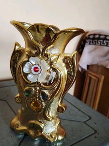 Beautiful Golden 💛 Colour Flower Vase 😍