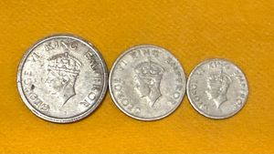 Set Of 3 Coins 1/4th, 1/2th N One Re