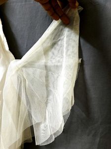 Long White Gawn