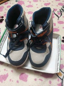 Kids Stylish High-Top Sneakers for 5-7 years
