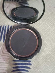 Faces Canada Compact