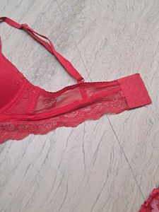 combo Of Four Bra  n panty  laces set