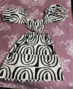 Zara Chic Patterned Mini Dress