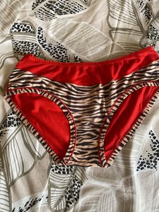 Set Of 11