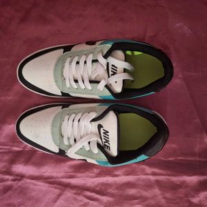New &amp; Unused Men Casual Sneakers
