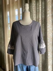 Gingham Lace Sleeve Top