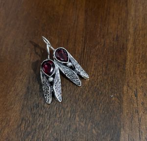 Red Stonned - Silver Earring