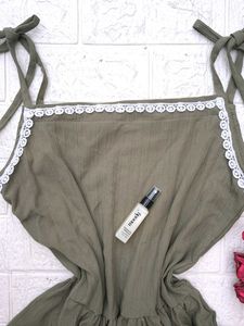 Olive Lace Top 💚