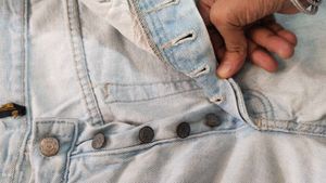 Baggy jeans for women