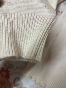 Elegant Beige Knit Sweater