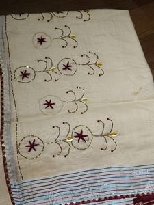 Cream Saree With Unique Pipe And Pearl Work