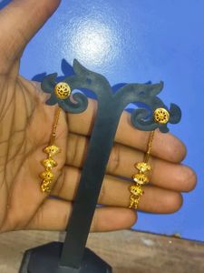 Suidhaga Earing Gold Plated