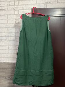 Amichi Basic Tunic With Double Lining And Pockets