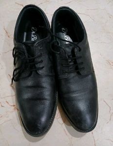 Formal Shoe 40/6Uk