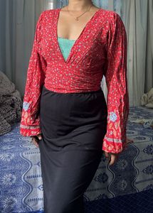 Bishop Sleeves Crop Top
