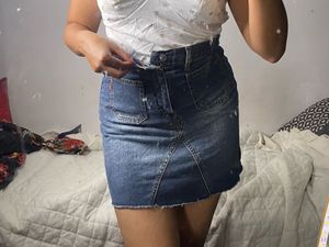 Denim Skirt  2 Top Set