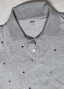 Uniqlo Men Cotton Mix Grey Printed Polo Tshirt