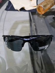Foster Grant Sunglasses For Men and Women