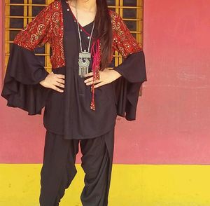Stylish Top Wid Dhhoti Dress