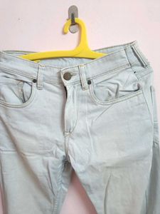 Light Wash Skinny Jeans