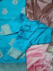 Blue Saree With Silver Print And Border