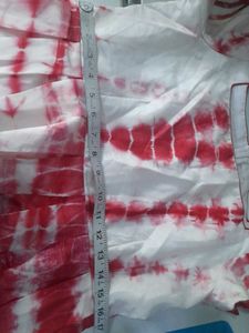 Frock with good quality.