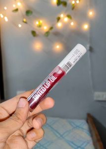 Lip Glosses For 370 And Zudio Iipp Oil  180