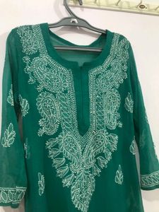Georgette kurtha along with the inner top 💚