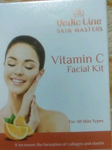 Vedic Line Vitamin C Facial Kit