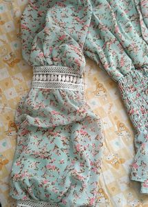 daily wear top with floral print