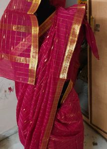 red ♥️ &amp; Gold Checked Saree 3 pis with paticoat