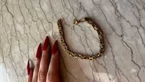 Gold Byzantine Link Bracelet